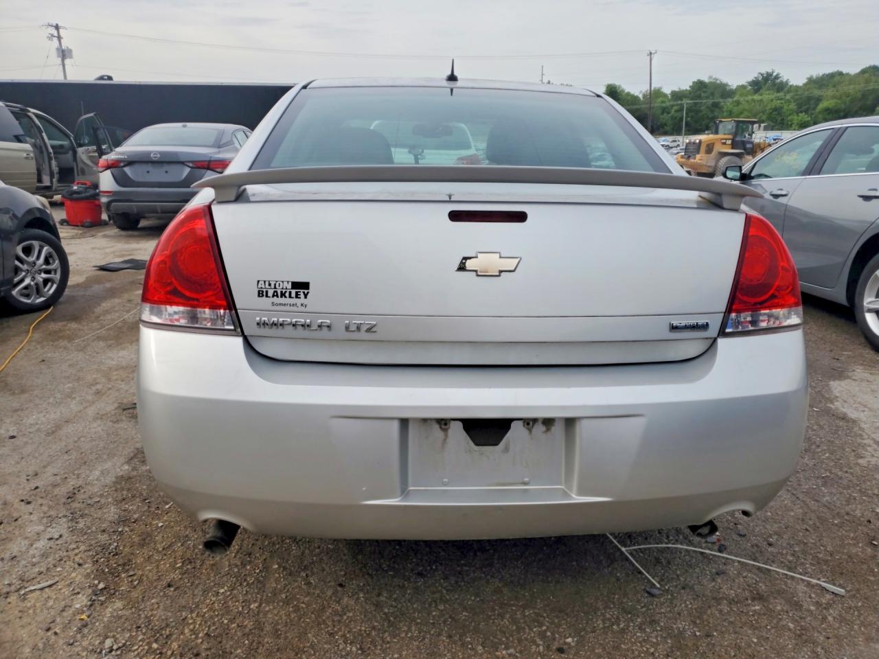 2012 CHEVROLET IMPALA LTZ photo 6