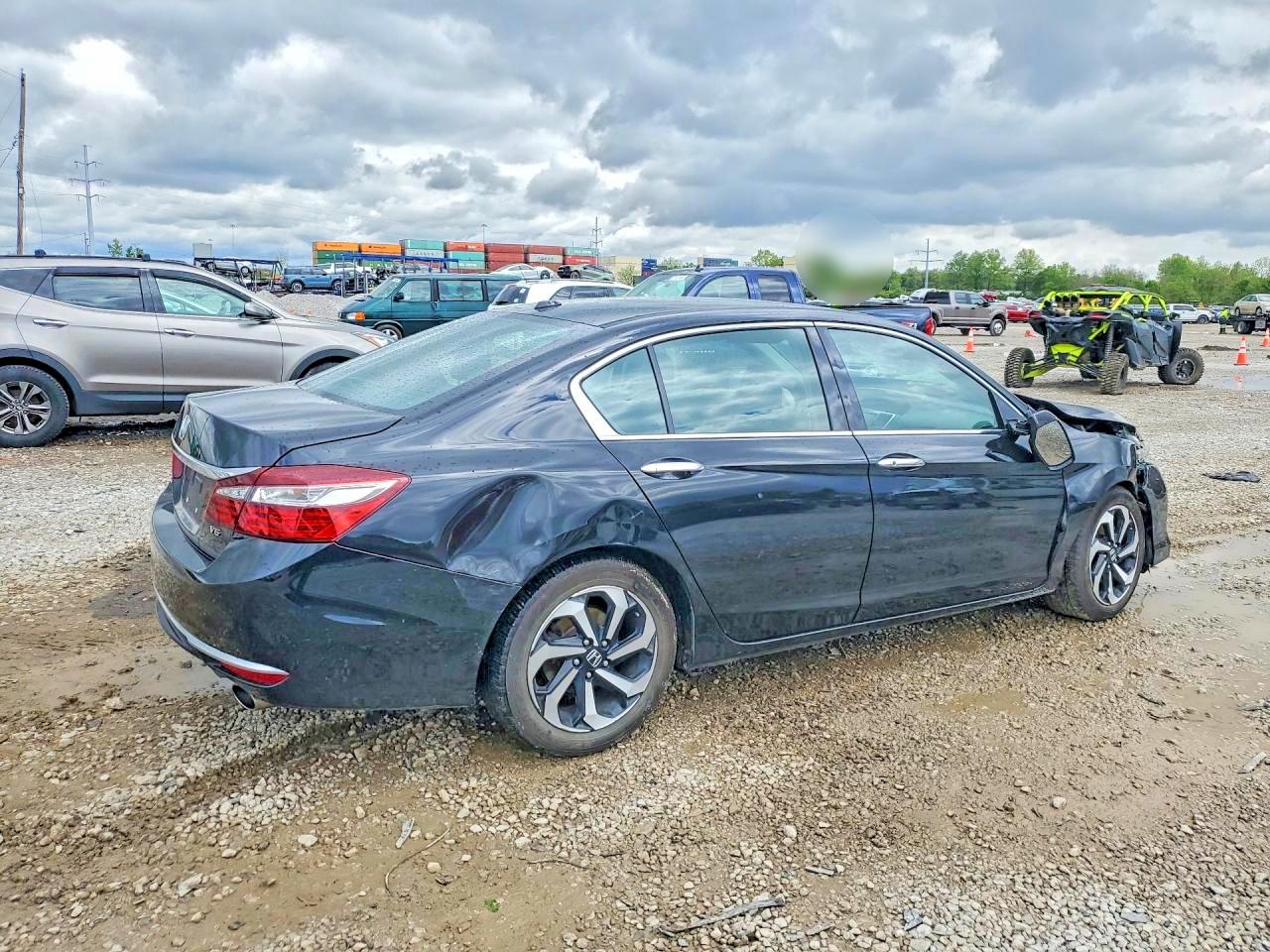 2017 HONDA ACCORD EXL photo 5