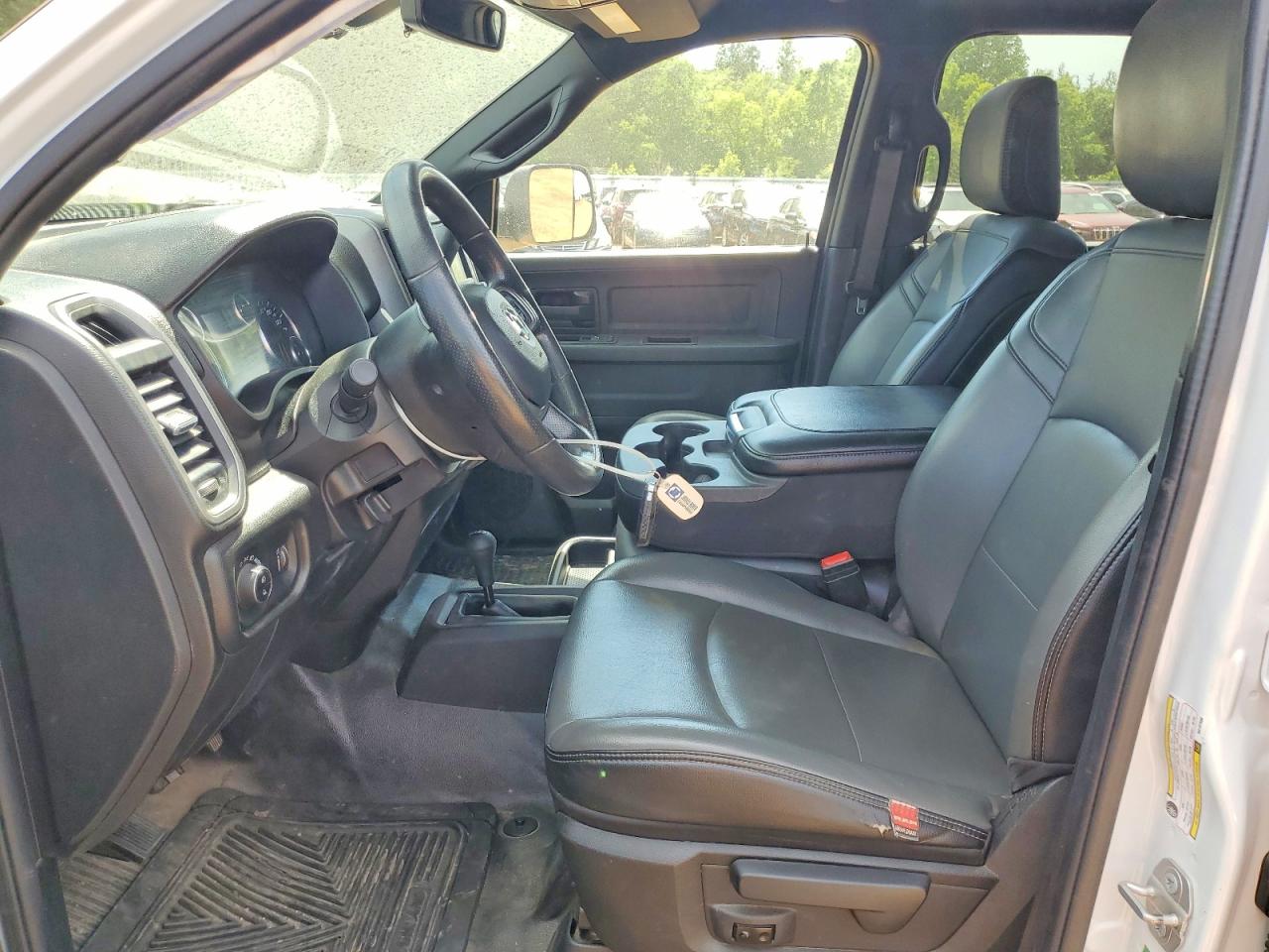 2022 RAM 3500 TRADESMAN photo 13