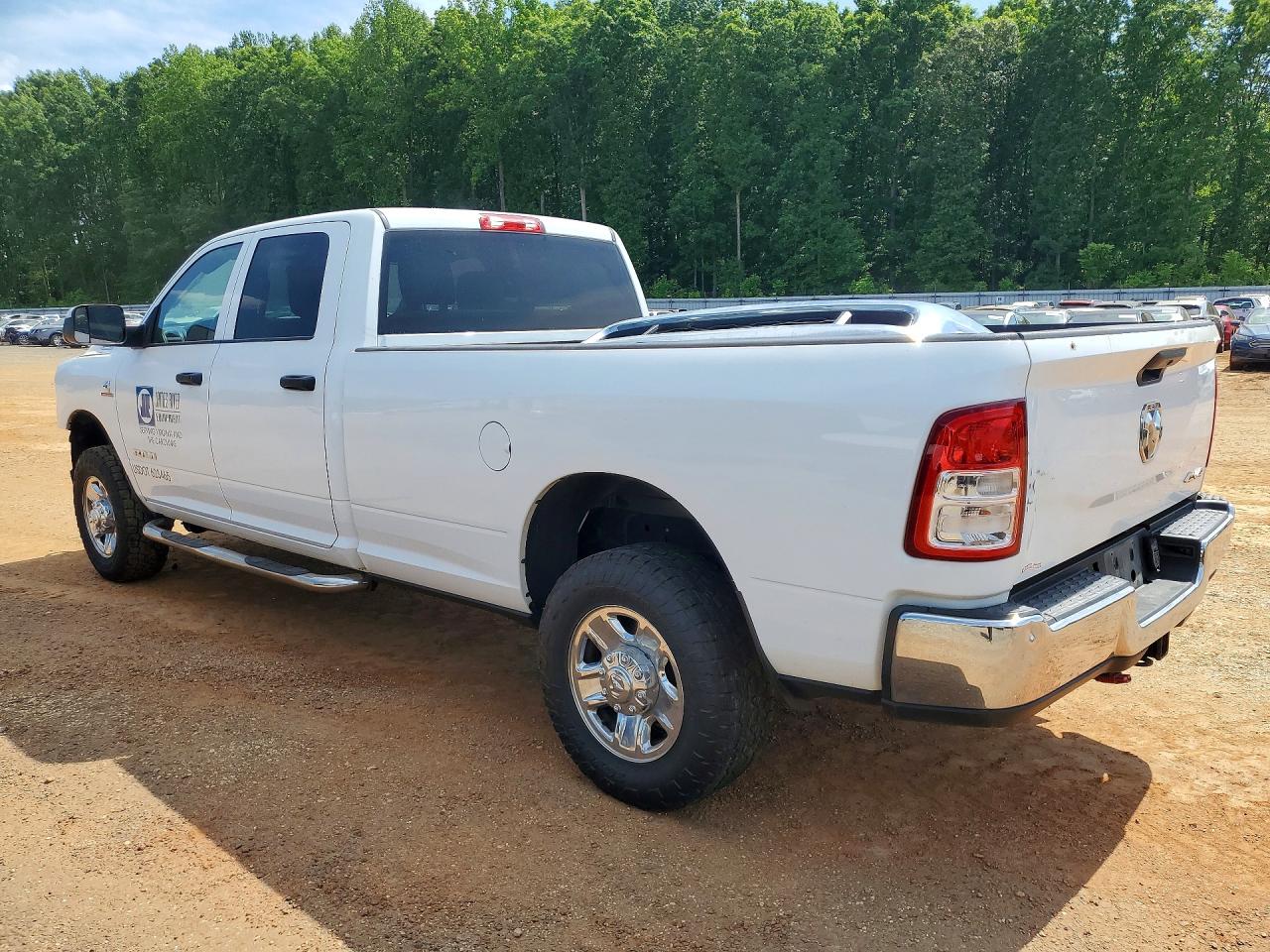 2022 RAM 3500 TRADESMAN photo 3