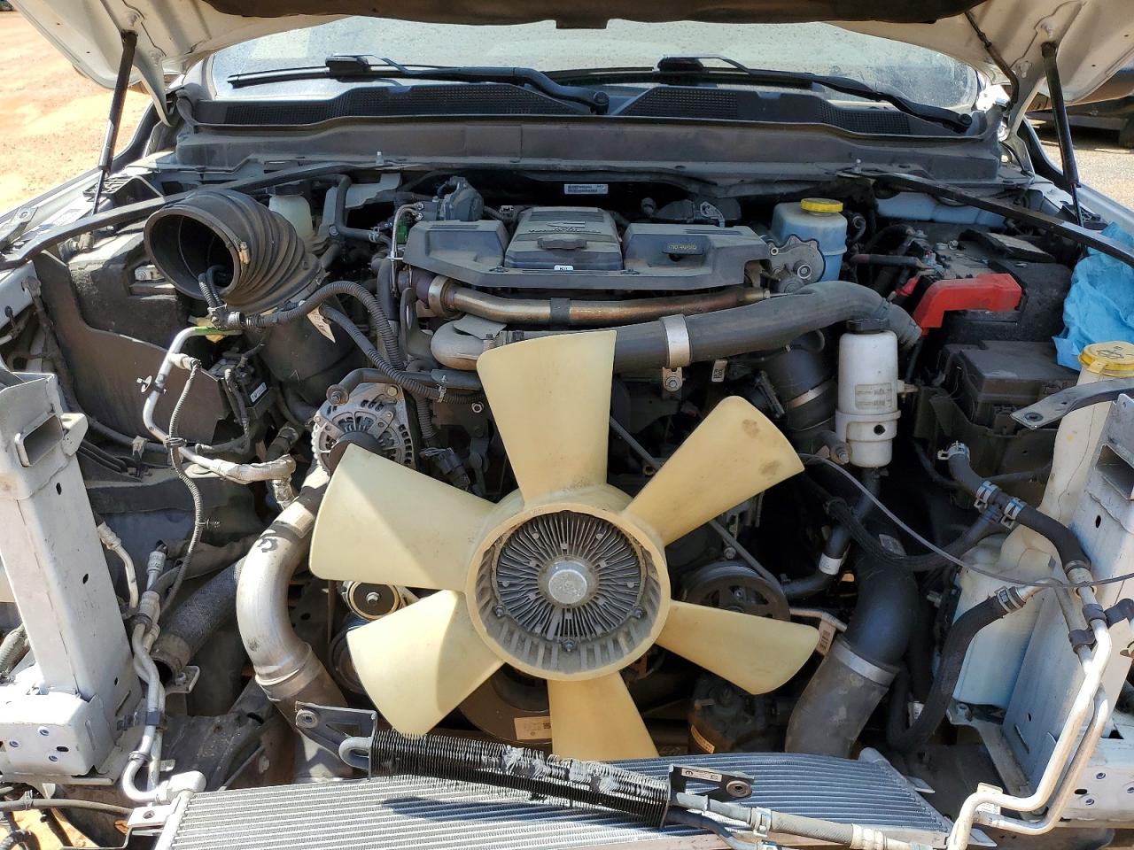 2022 RAM 3500 TRADESMAN photo 21