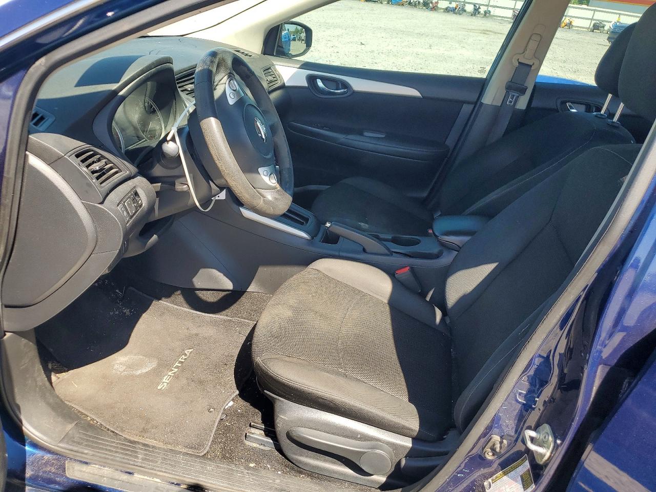 2019 NISSAN SENTRA S photo 19