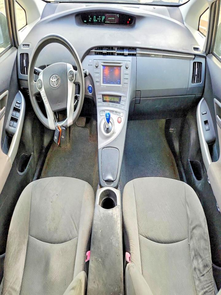 2012 TOYOTA PRIUS THREE photo 15