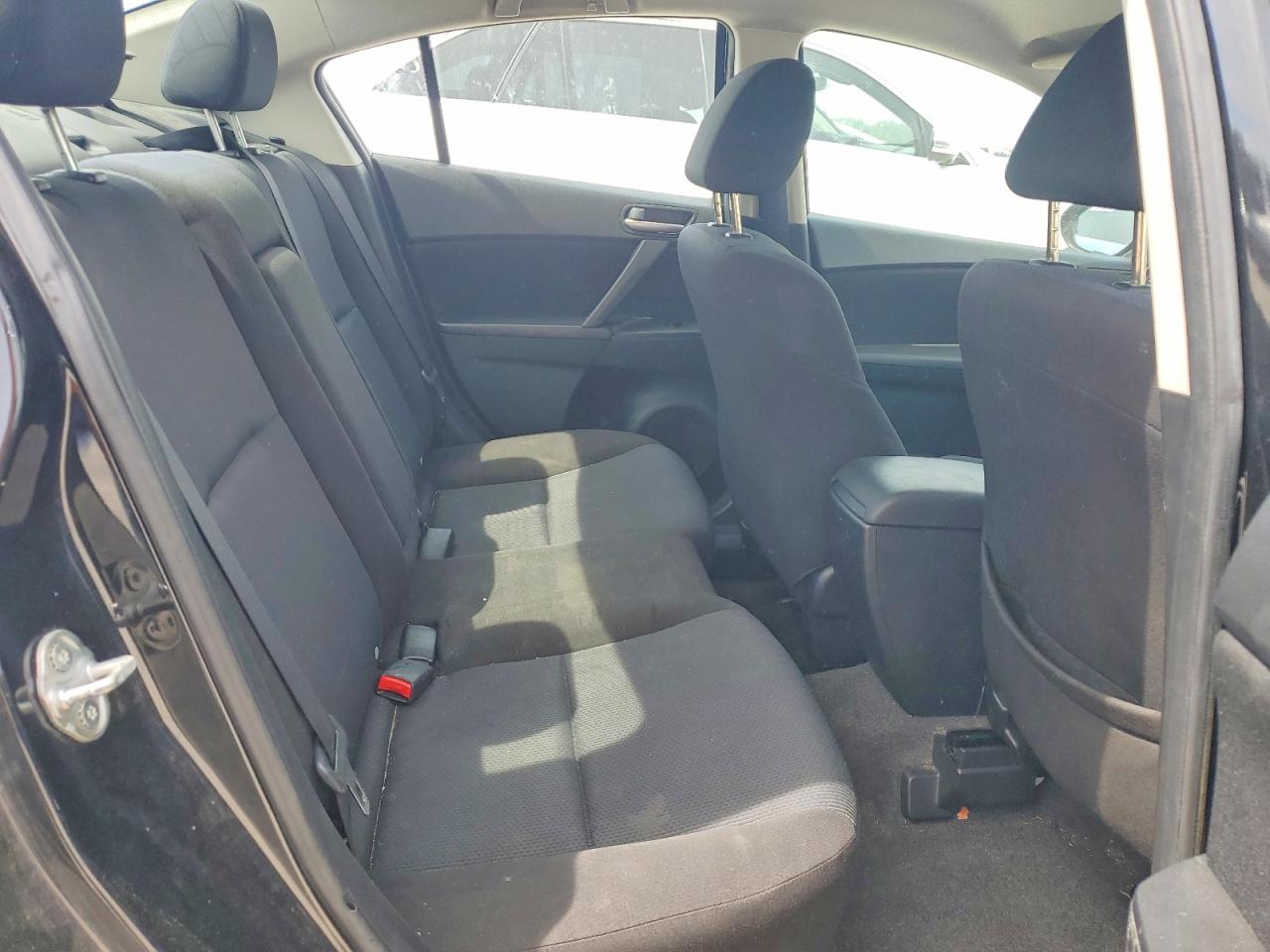 2010 MAZDA 3 I photo 19