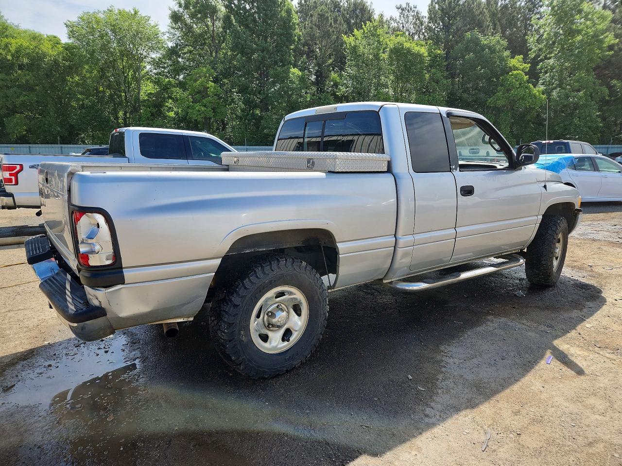 2001 DODGE RAM 1500 photo 5
