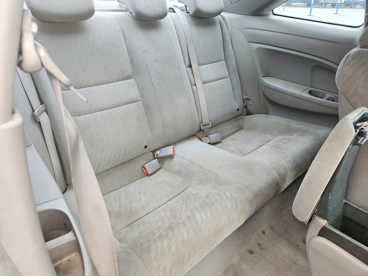2010 HONDA CIVIC LX photo 19