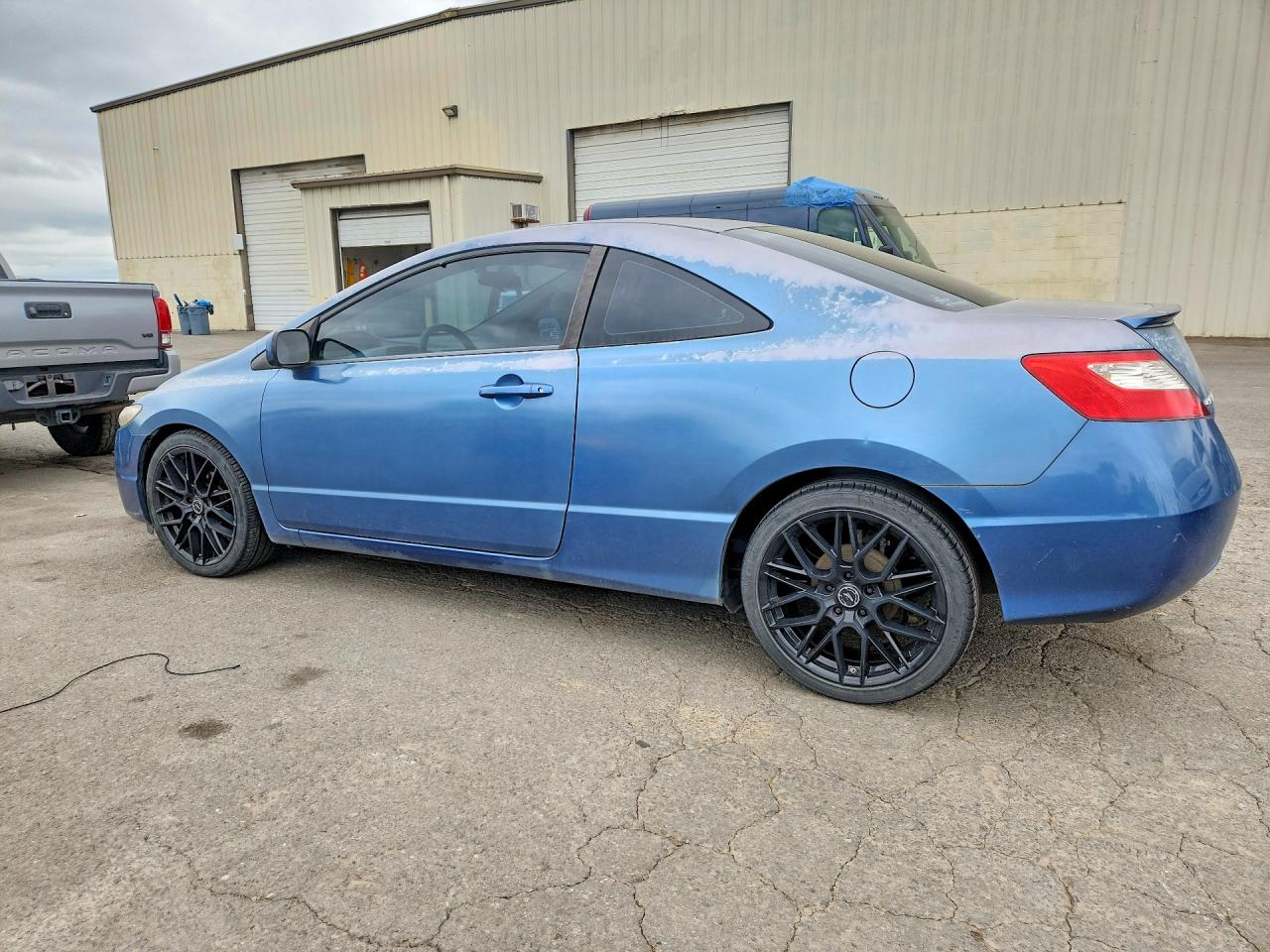 2010 HONDA CIVIC LX photo 3