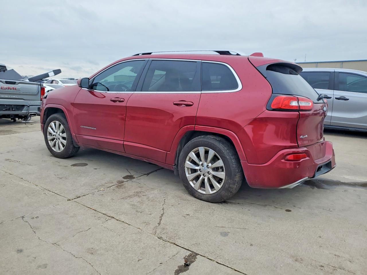2017 JEEP CHEROKEE OVERLAND photo 3