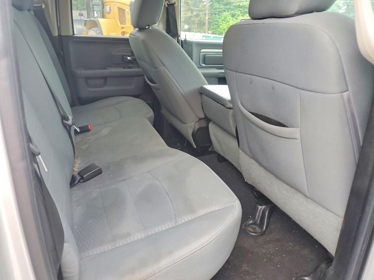 2014 RAM 1500 SLT photo 19