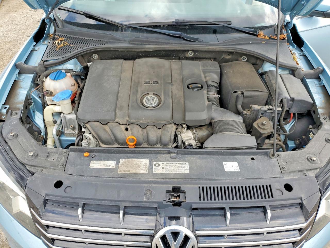 2012 VOLKSWAGEN PASSAT SEL photo 21
