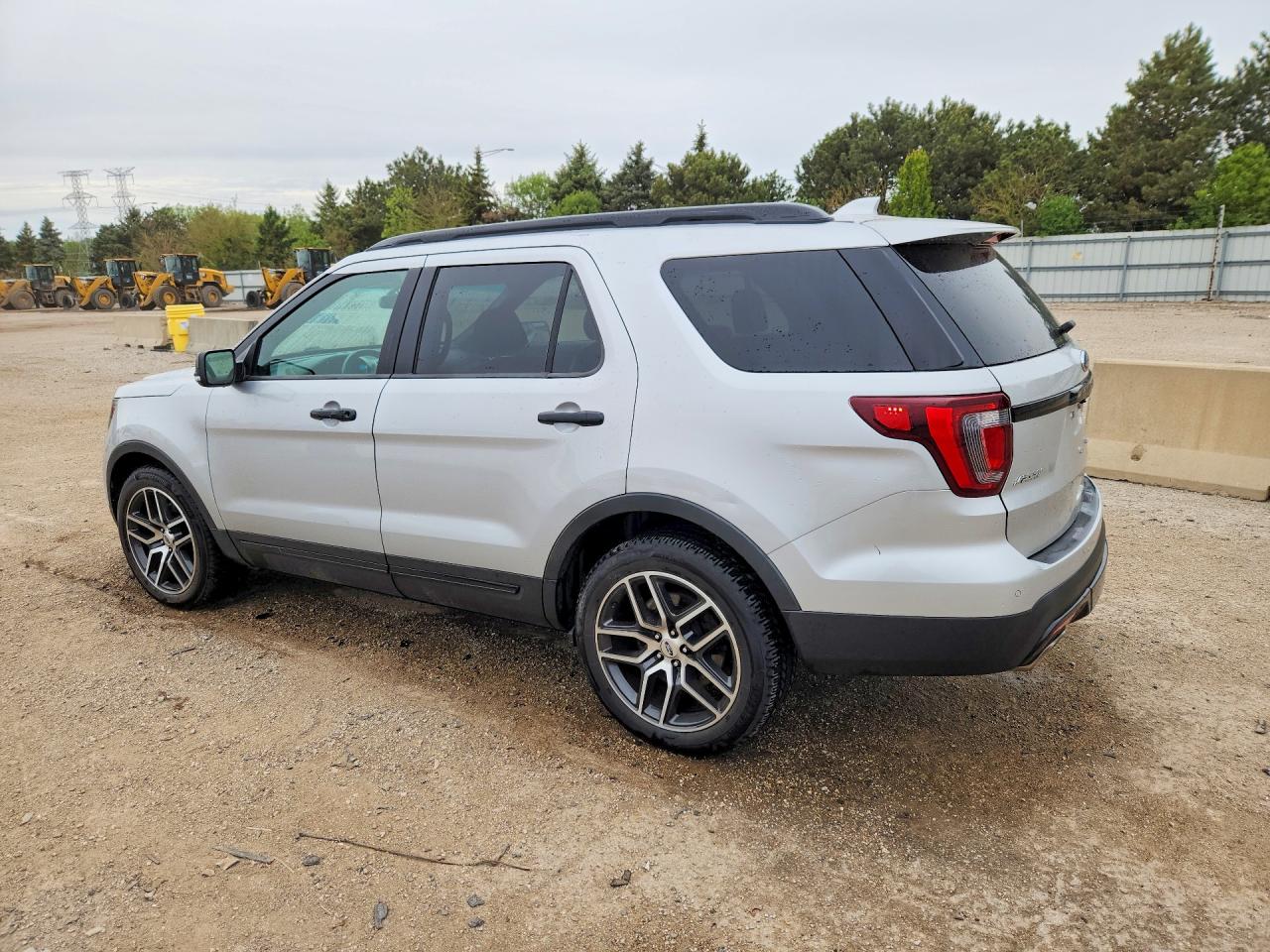 2016 FORD EXPLORER SPORT photo 4