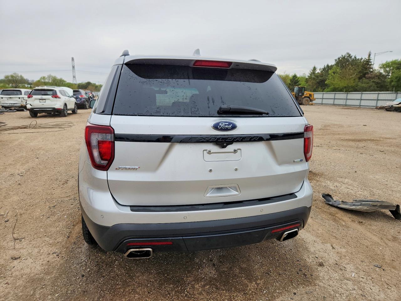 2016 FORD EXPLORER SPORT photo 16