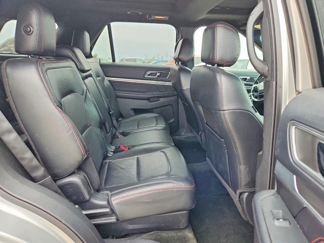 2016 FORD EXPLORER SPORT photo 28