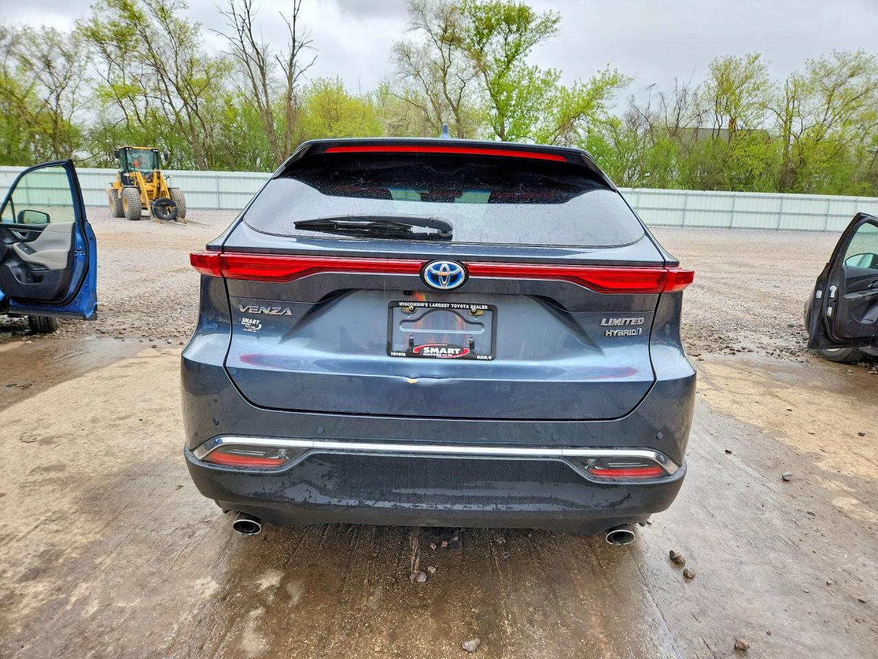 2021 TOYOTA VENZA LIMITED photo 6