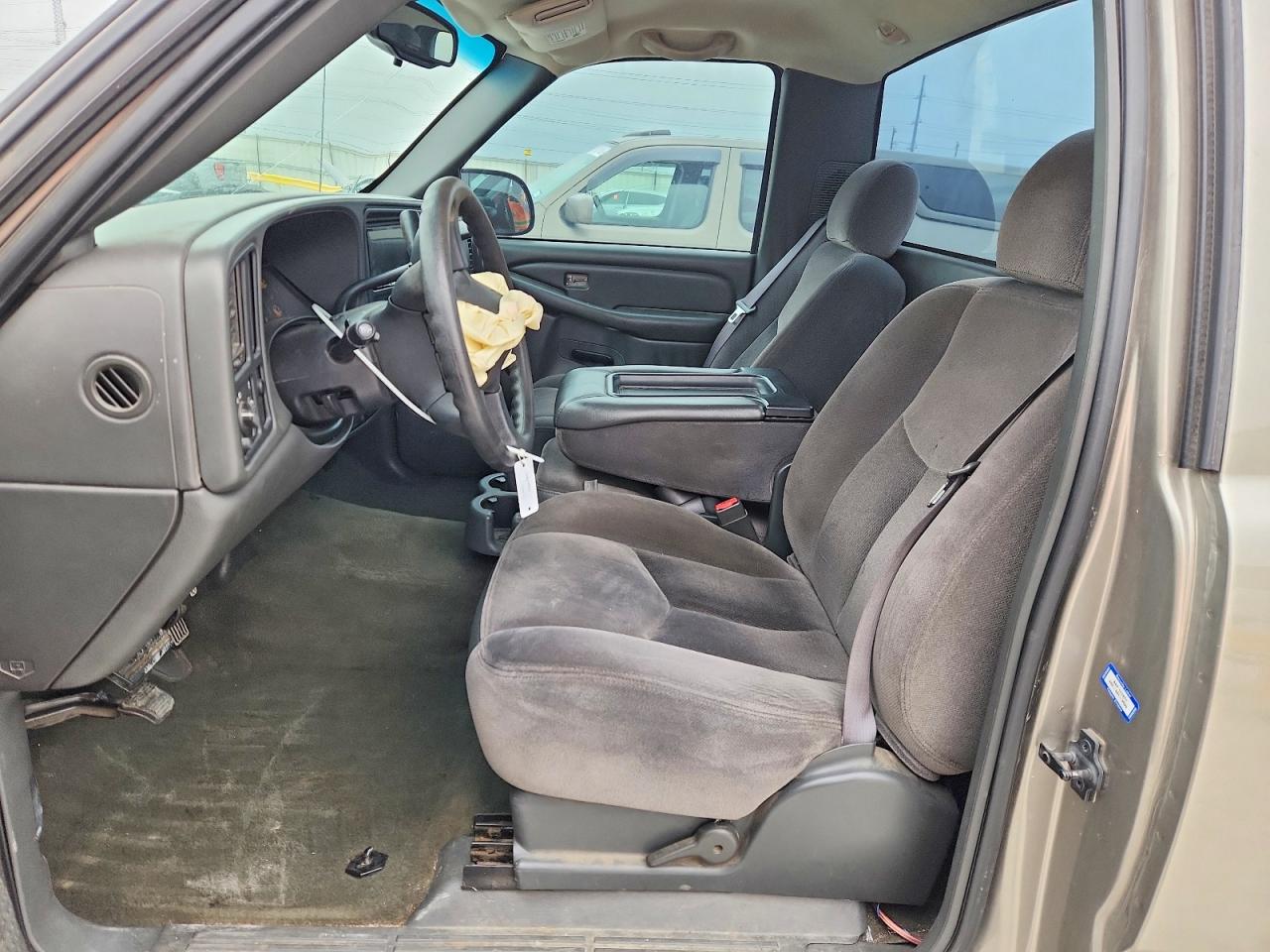 2003 GMC NEW SIERRA C1500 photo 13