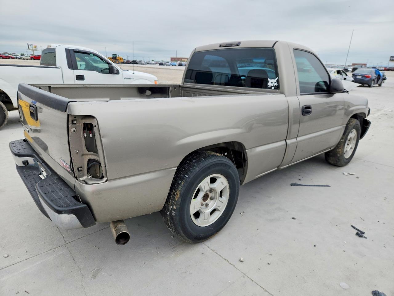 2003 GMC NEW SIERRA C1500 photo 5