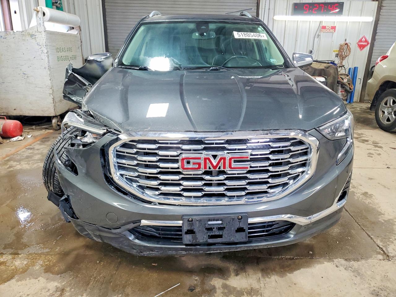 2018 GMC TERRAIN DENALI photo 9