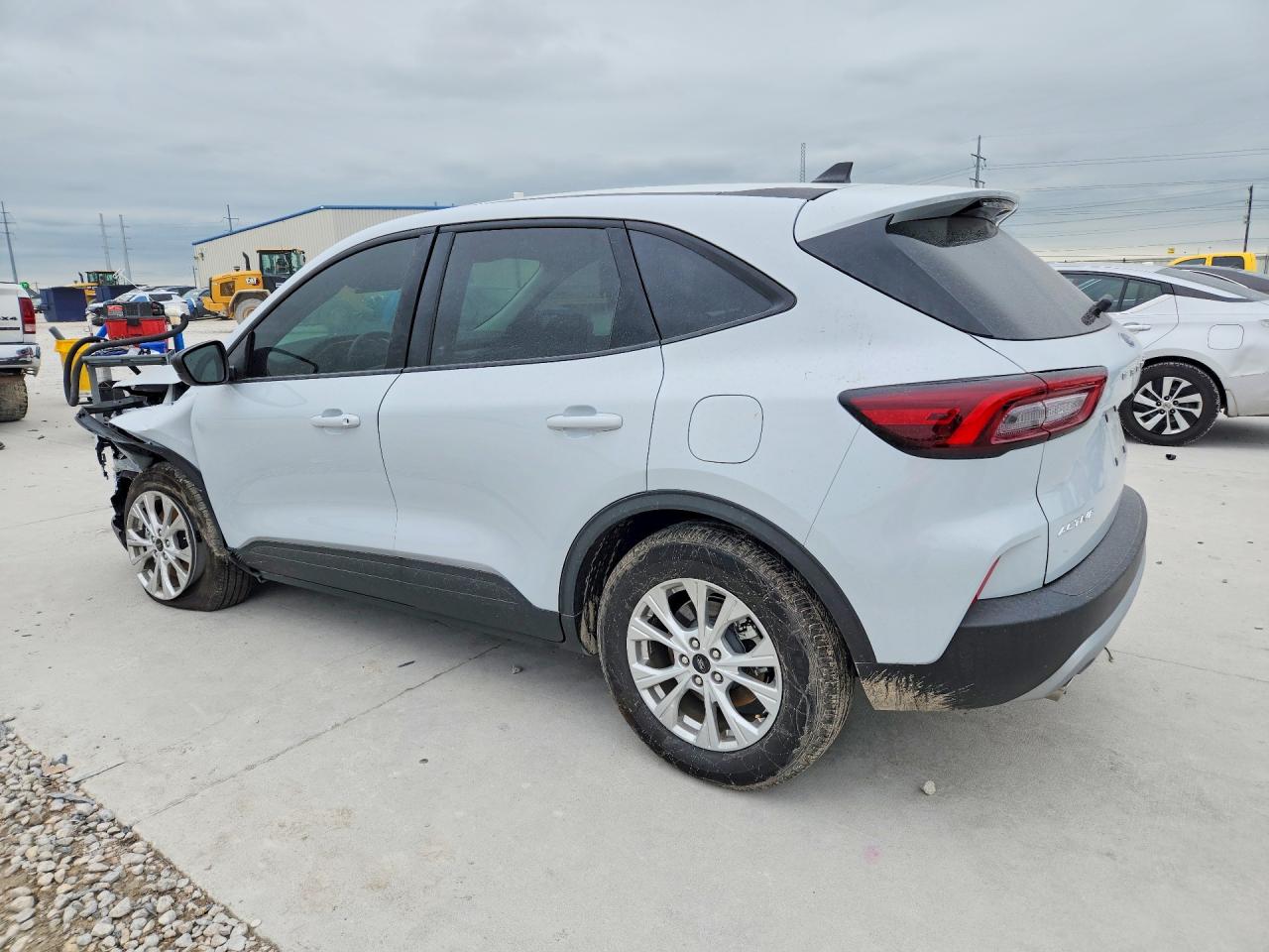 2025 FORD ESCAPE ACTIVE photo 3