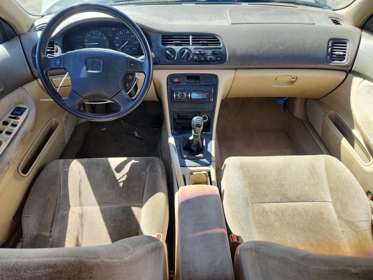 1994 HONDA ACCORD LX photo 15