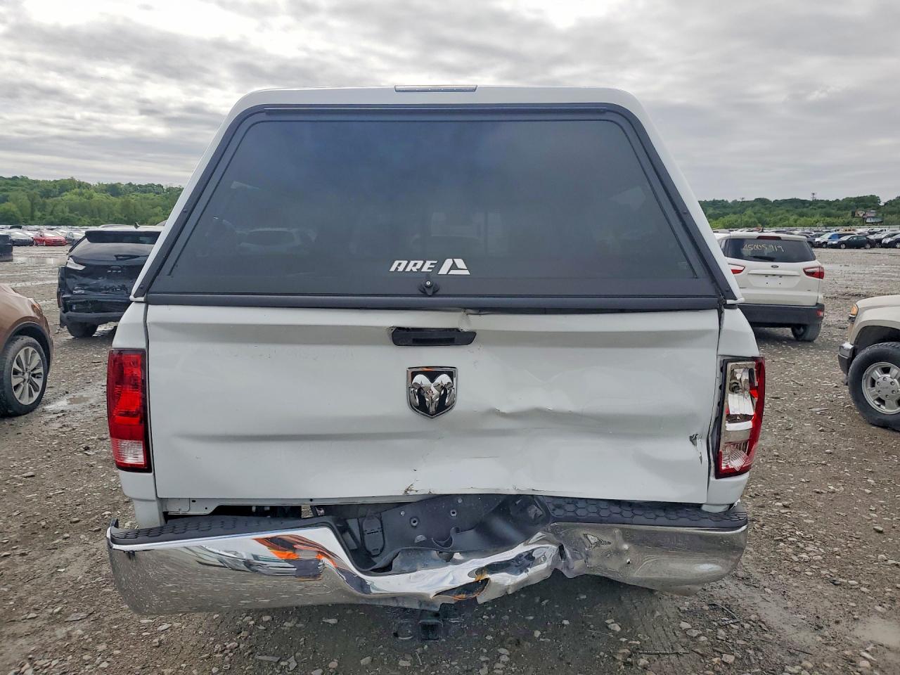 2023 RAM 1500 CLASSIC TRADESMAN photo 6