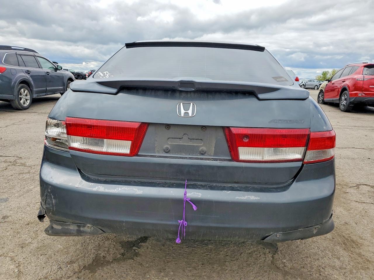 2004 HONDA ACCORD LX photo 6