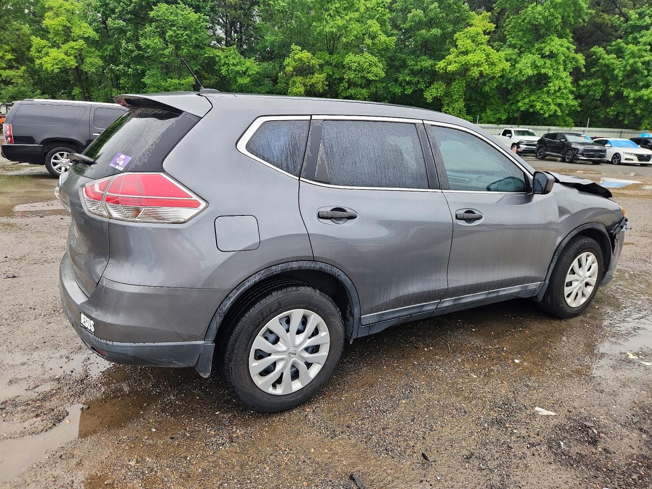 2016 NISSAN ROGUE S photo 5