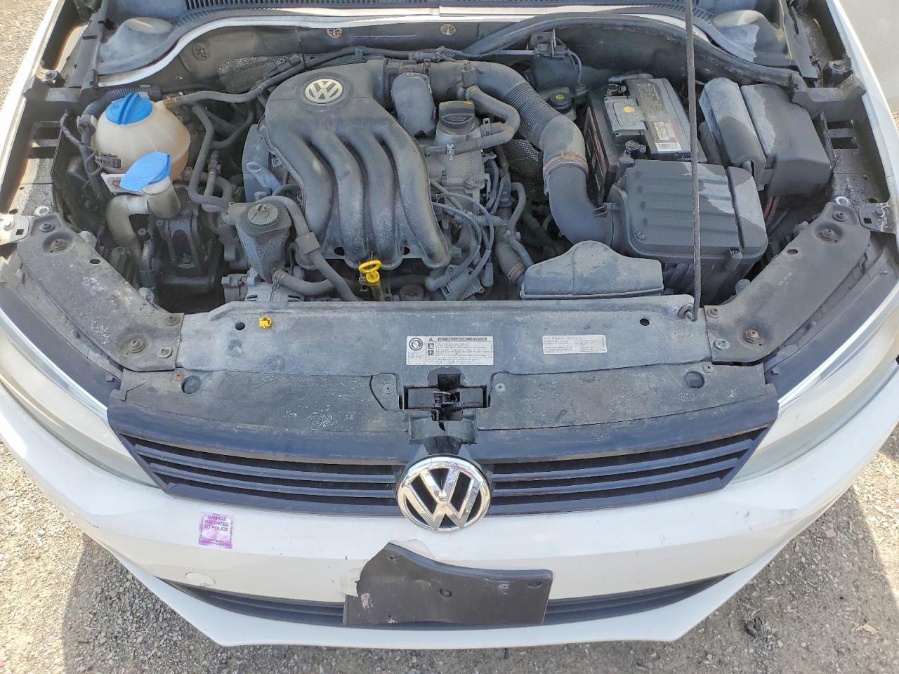 2013 VOLKSWAGEN JETTA BASE photo 31