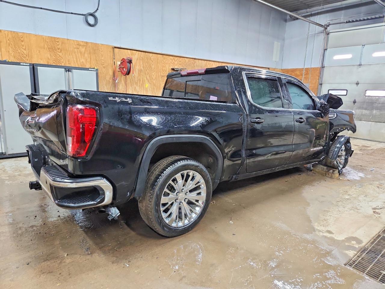 2020 GMC SIERRA K1500 SLE photo 5