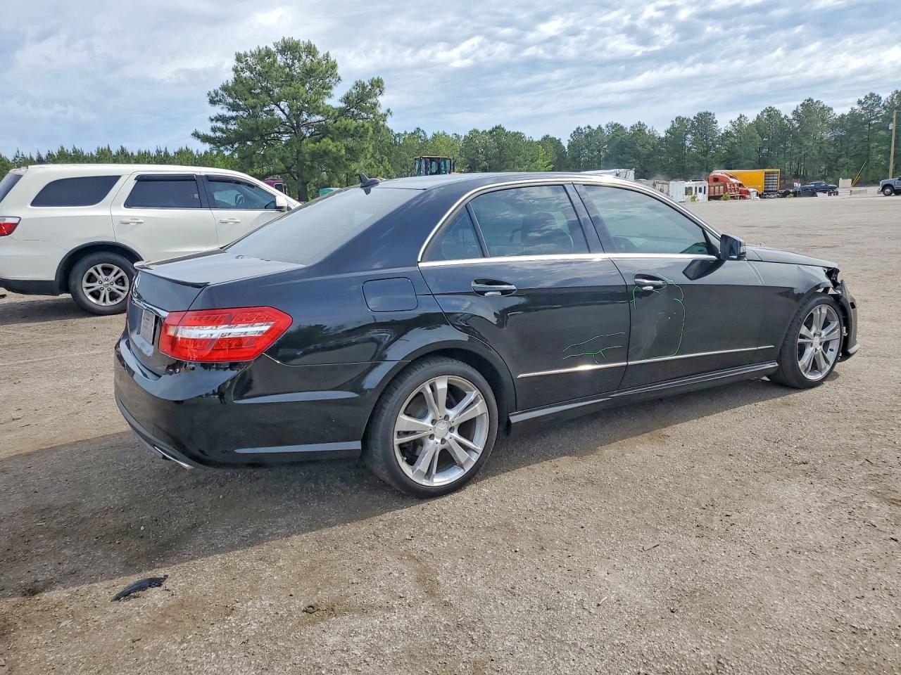 2012 MERCEDES-BENZ E 350 photo 3