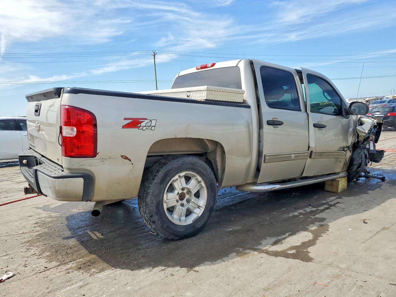 2009 CHEVROLET SILVERADO K1500 LT photo 5