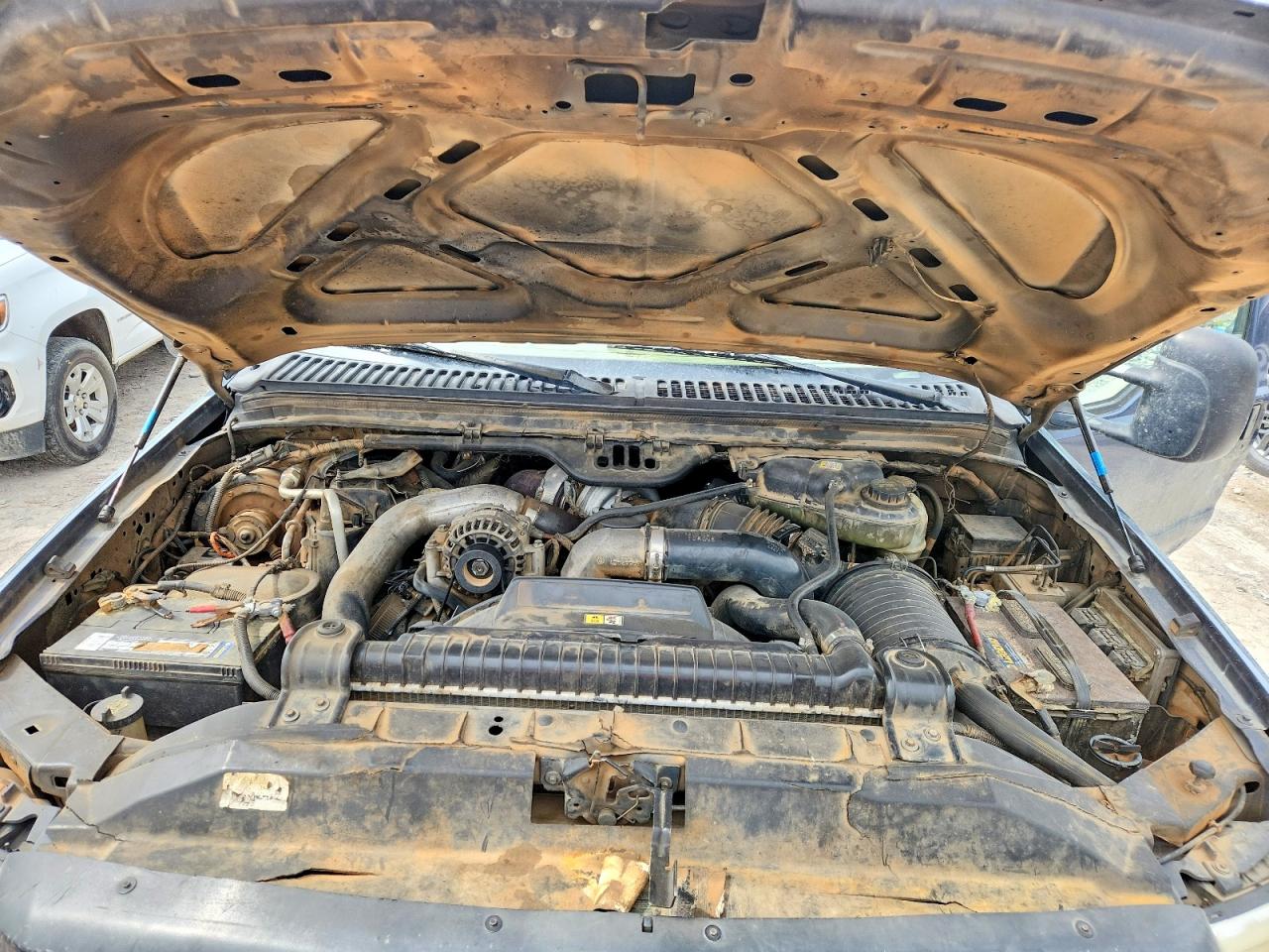 2006 FORD F550 SUPER DUTY photo 31
