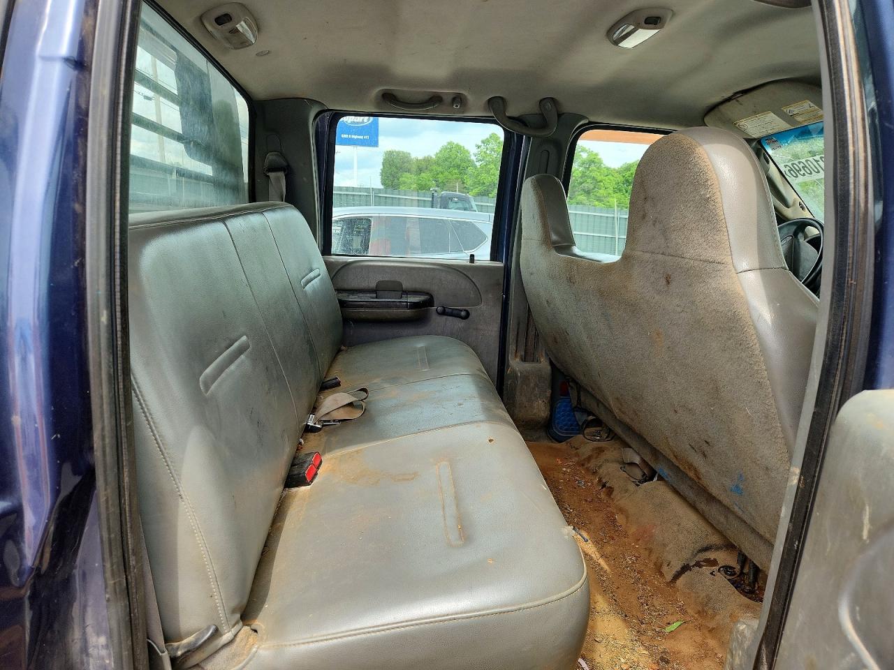 2006 FORD F550 SUPER DUTY photo 28