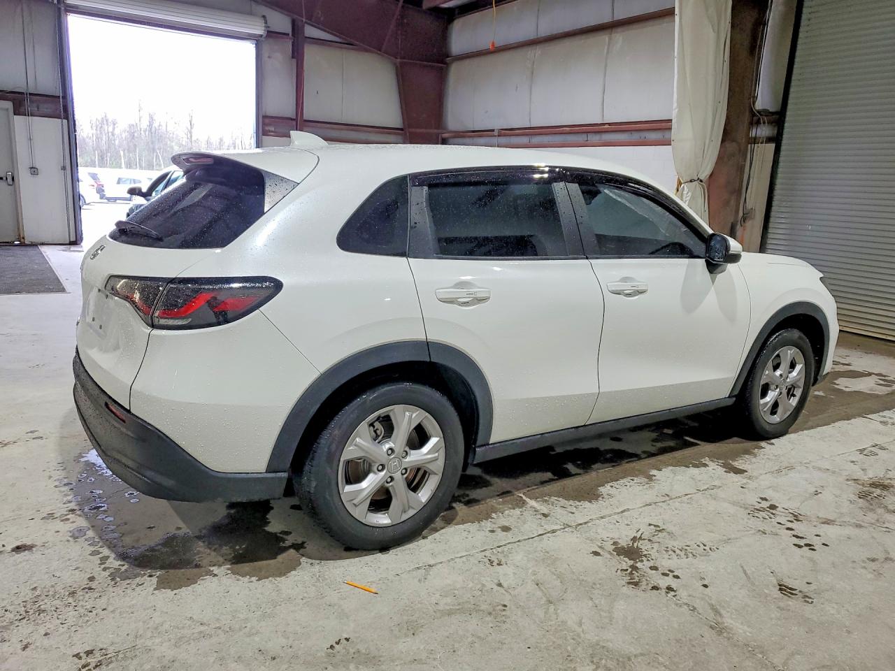 2024 HONDA HR-V LX photo 5