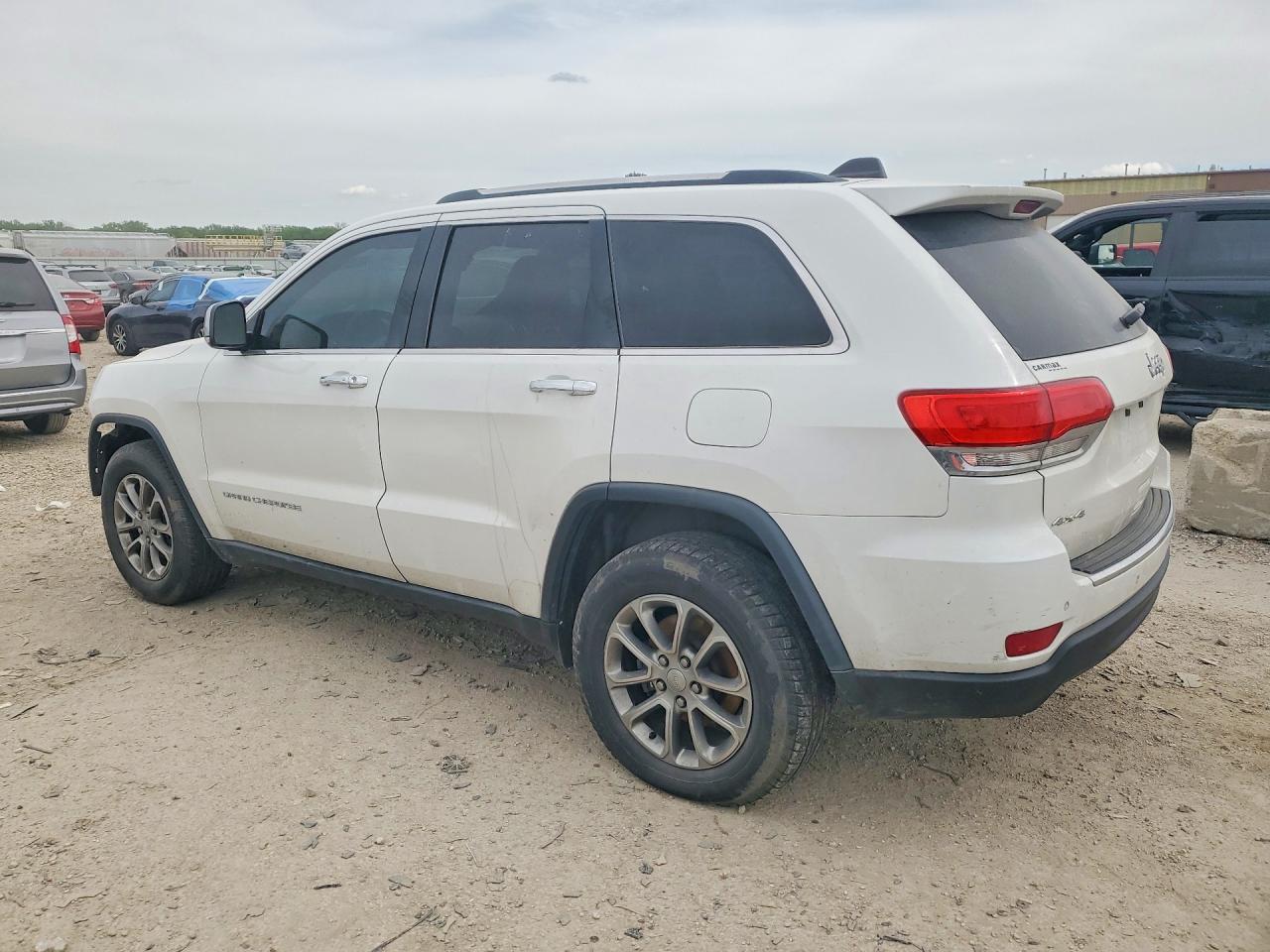2015 JEEP GRAND CHEROKEE LIMITED photo 3