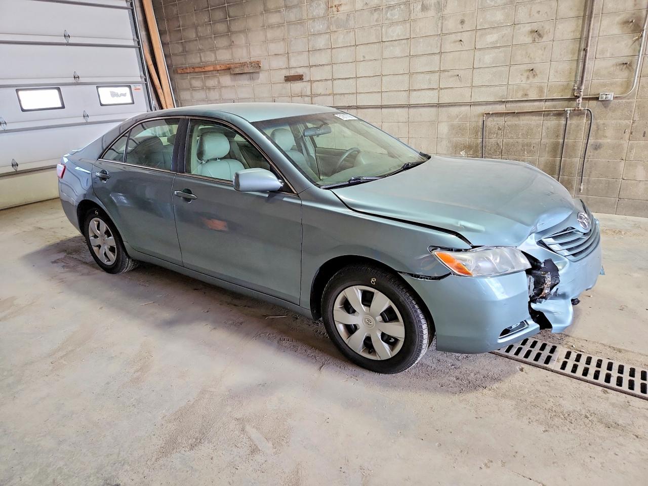 2008 TOYOTA CAMRY LE photo 7