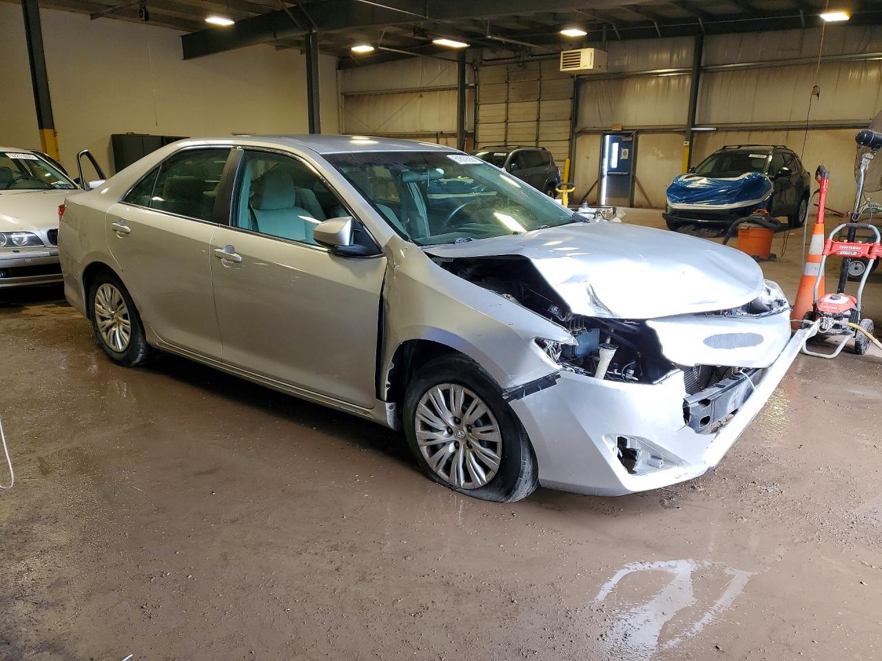 2013 TOYOTA CAMRY LE photo 7