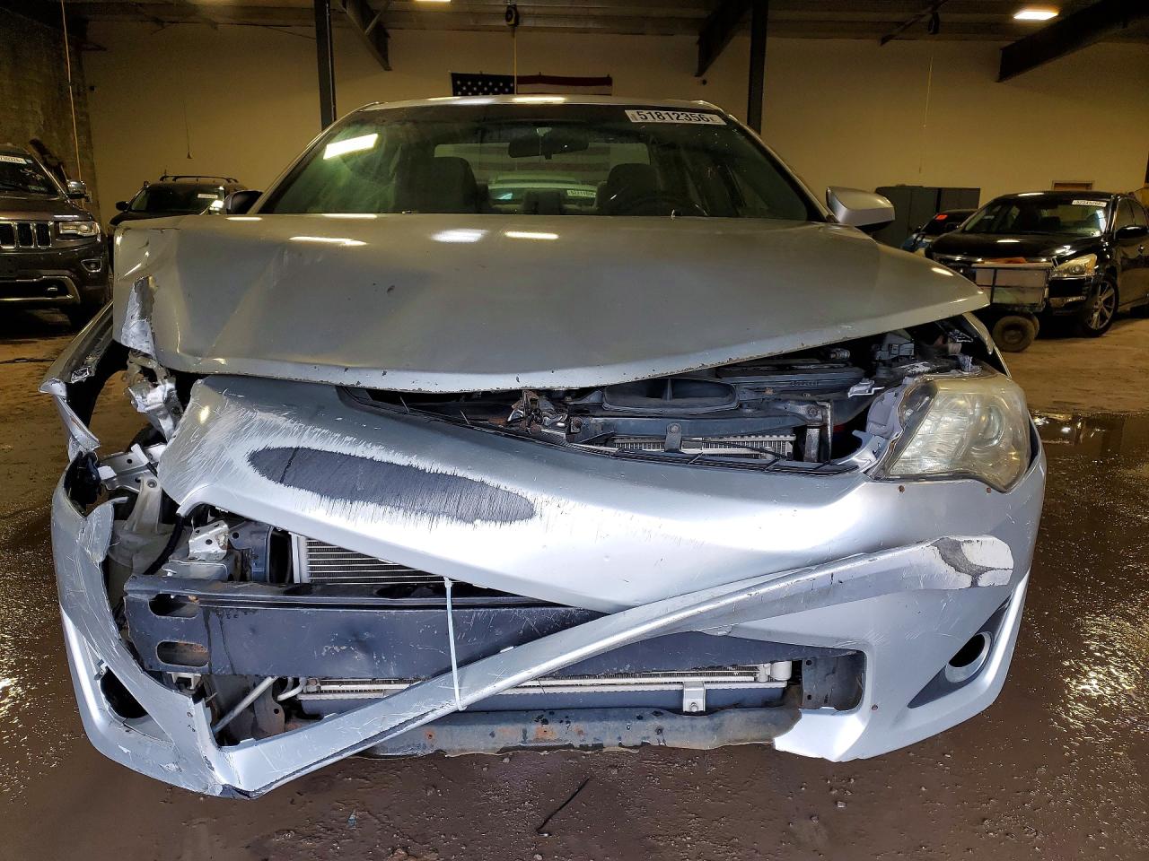 2013 TOYOTA CAMRY LE photo 9
