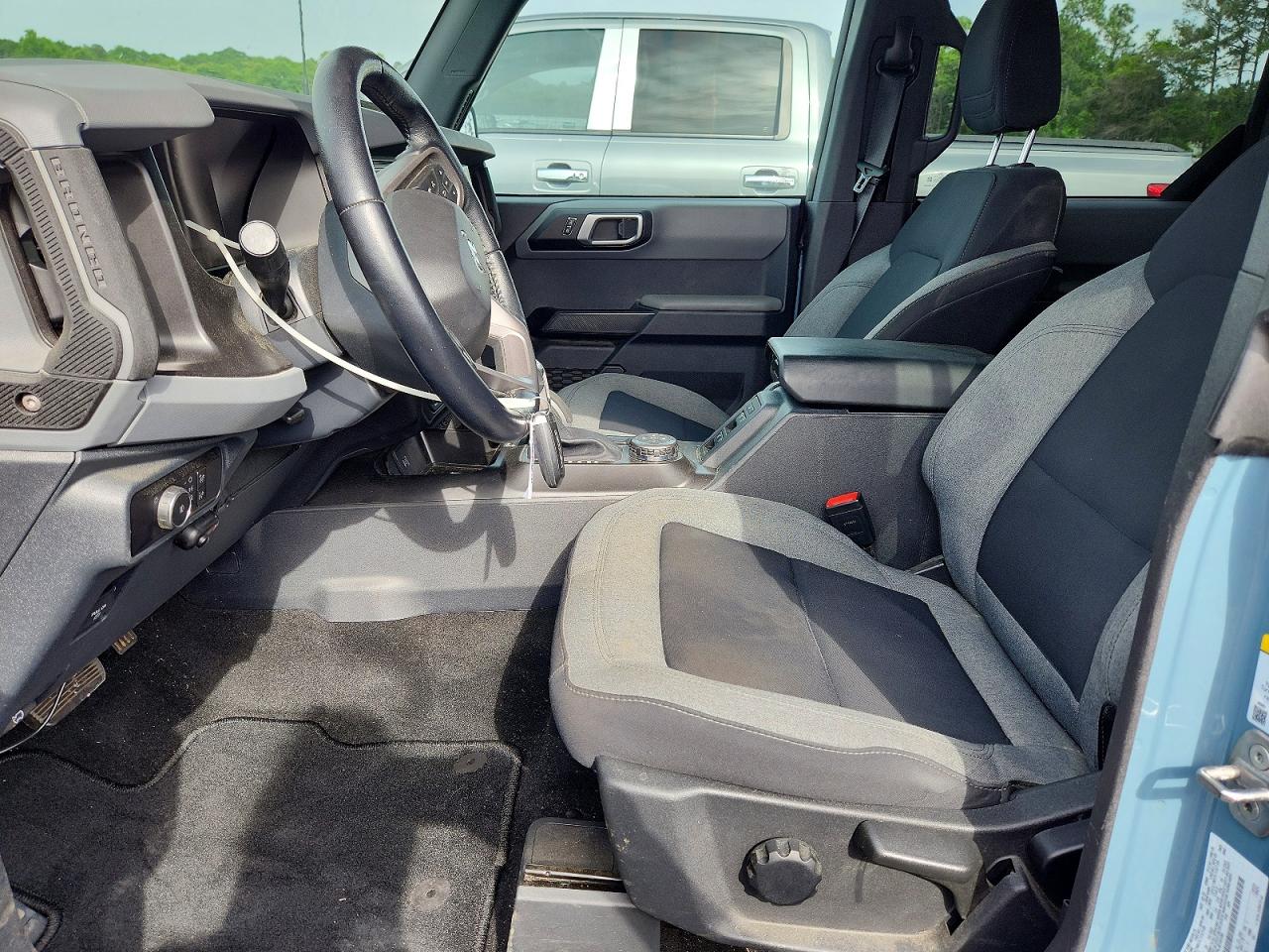 2023 FORD BRONCO photo 19