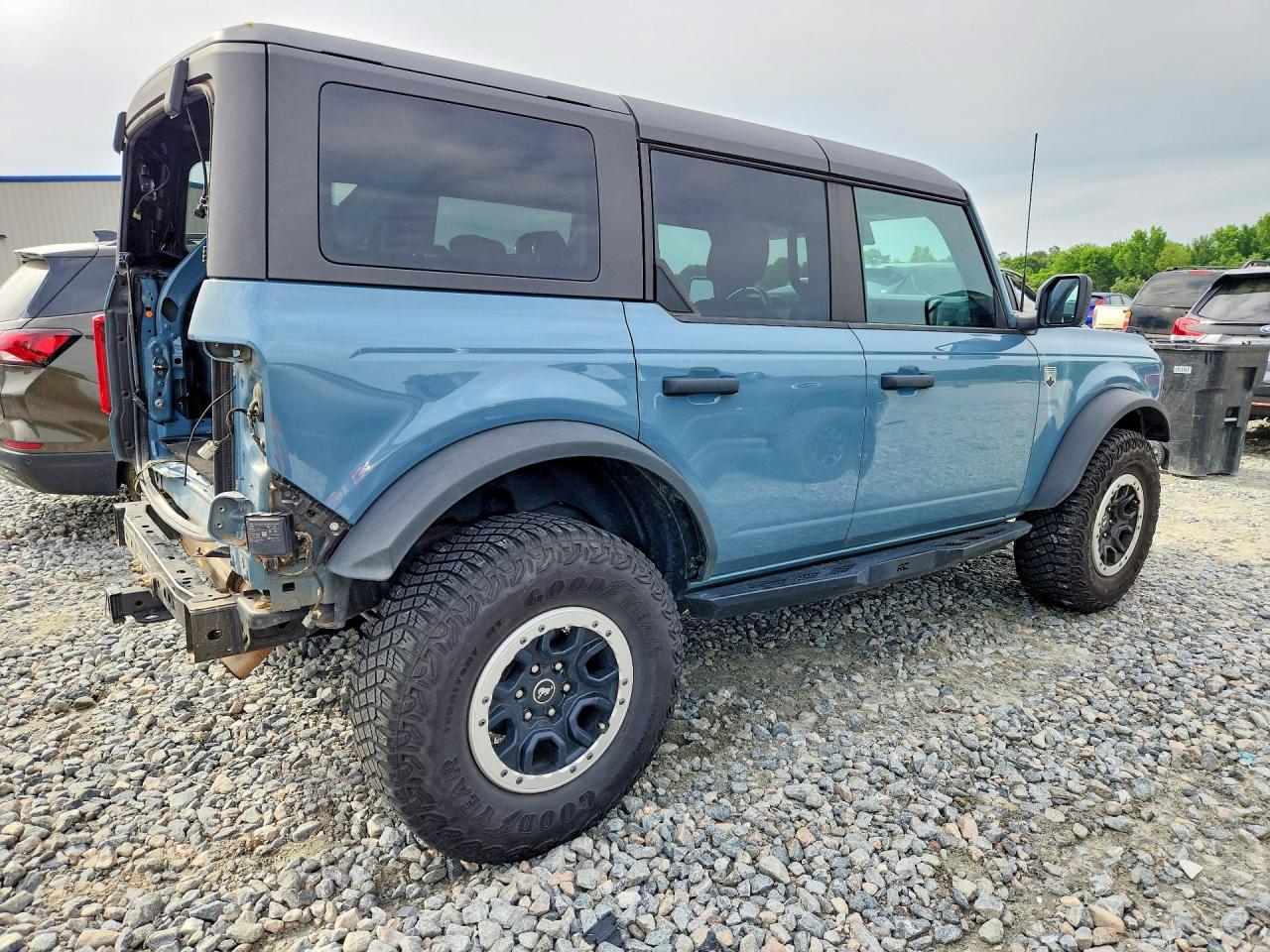 2023 FORD BRONCO photo 7