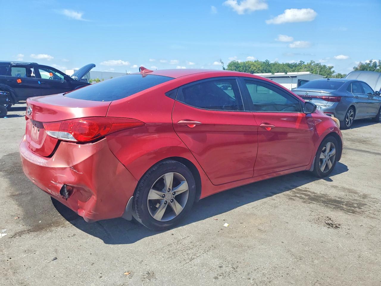 2013 HYUNDAI ELANTRA GLS photo 5