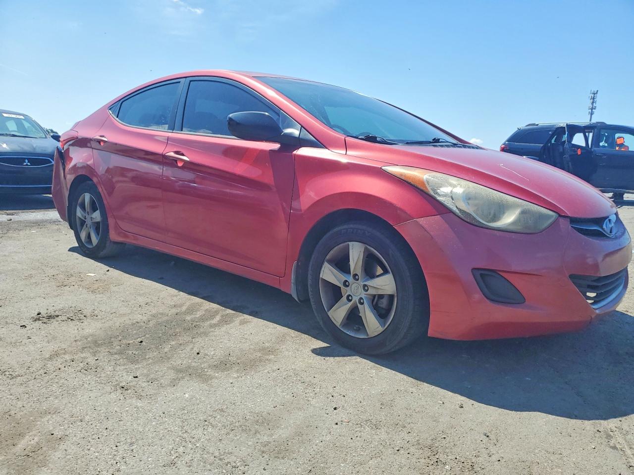 2013 HYUNDAI ELANTRA GLS photo 7