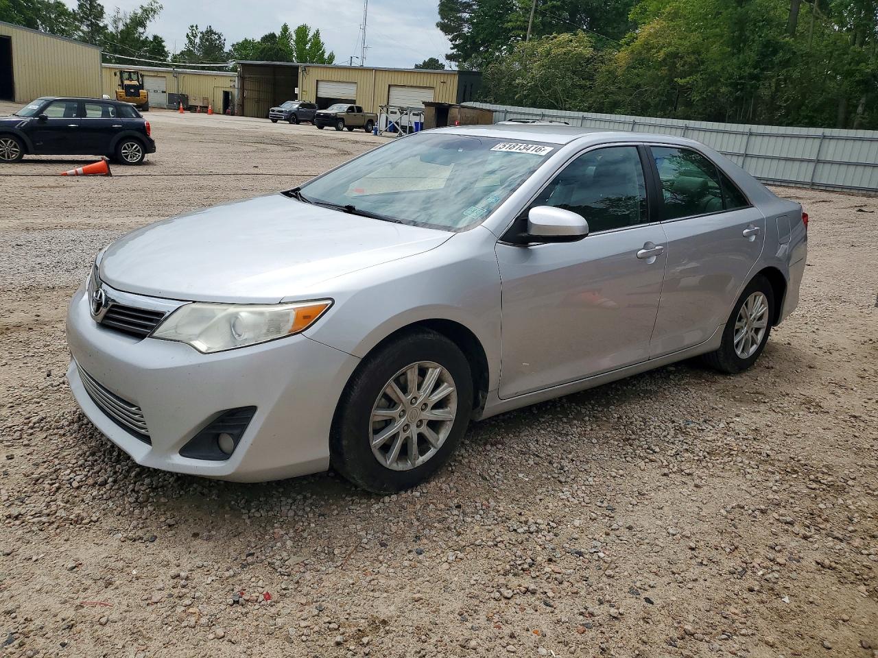 2014 TOYOTA CAMRY