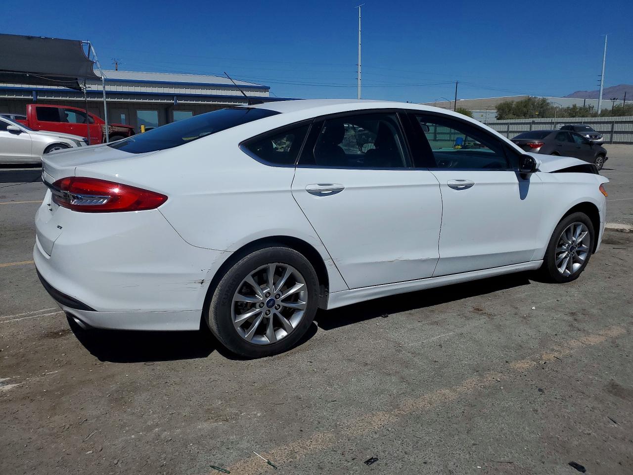 2017 FORD FUSION SE photo 5