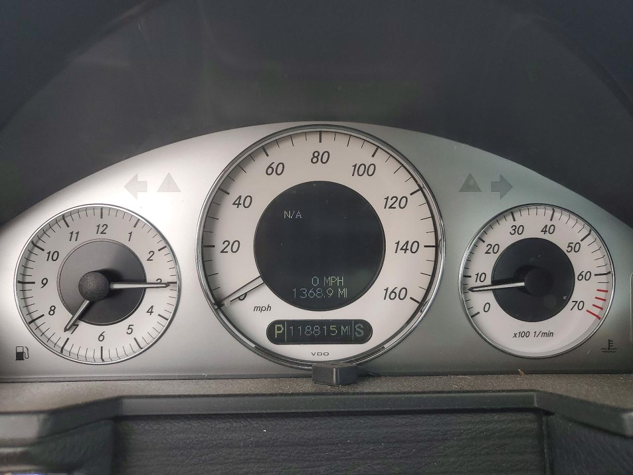 2009 MERCEDES-BENZ E 550 photo 17