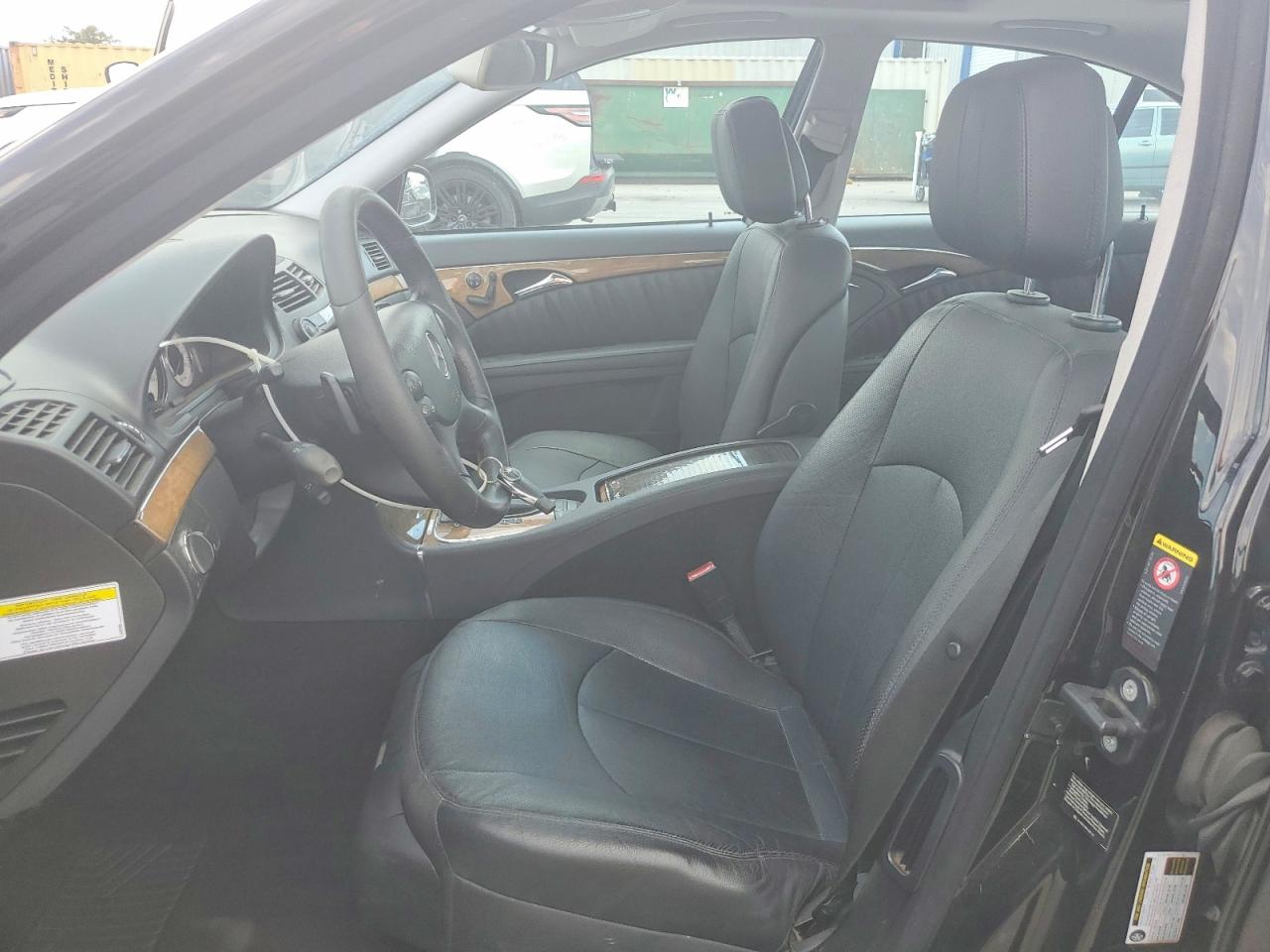 2009 MERCEDES-BENZ E 550 photo 13