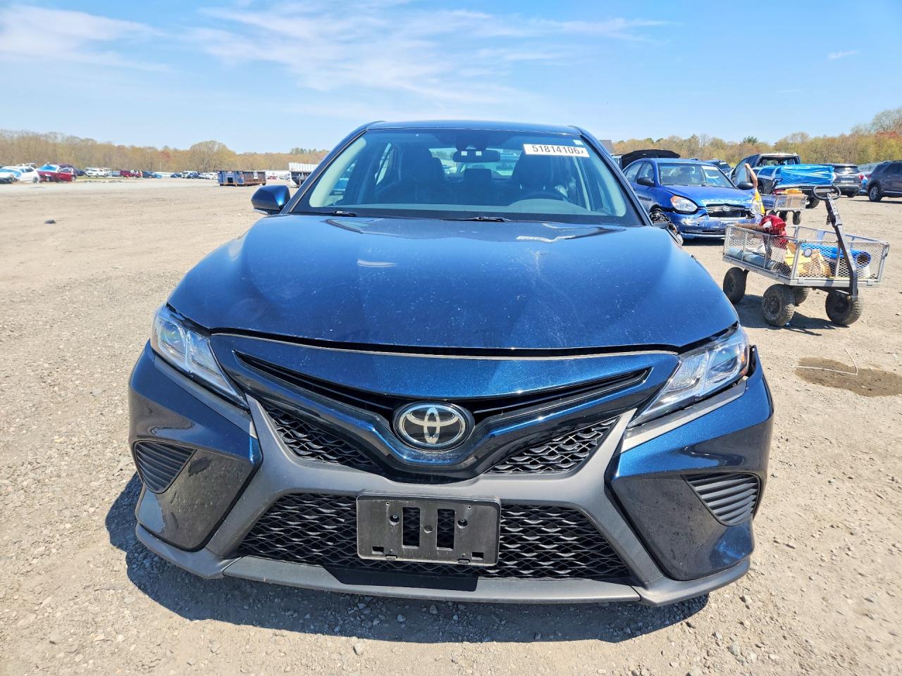 2020 TOYOTA CAMRY SE photo 13