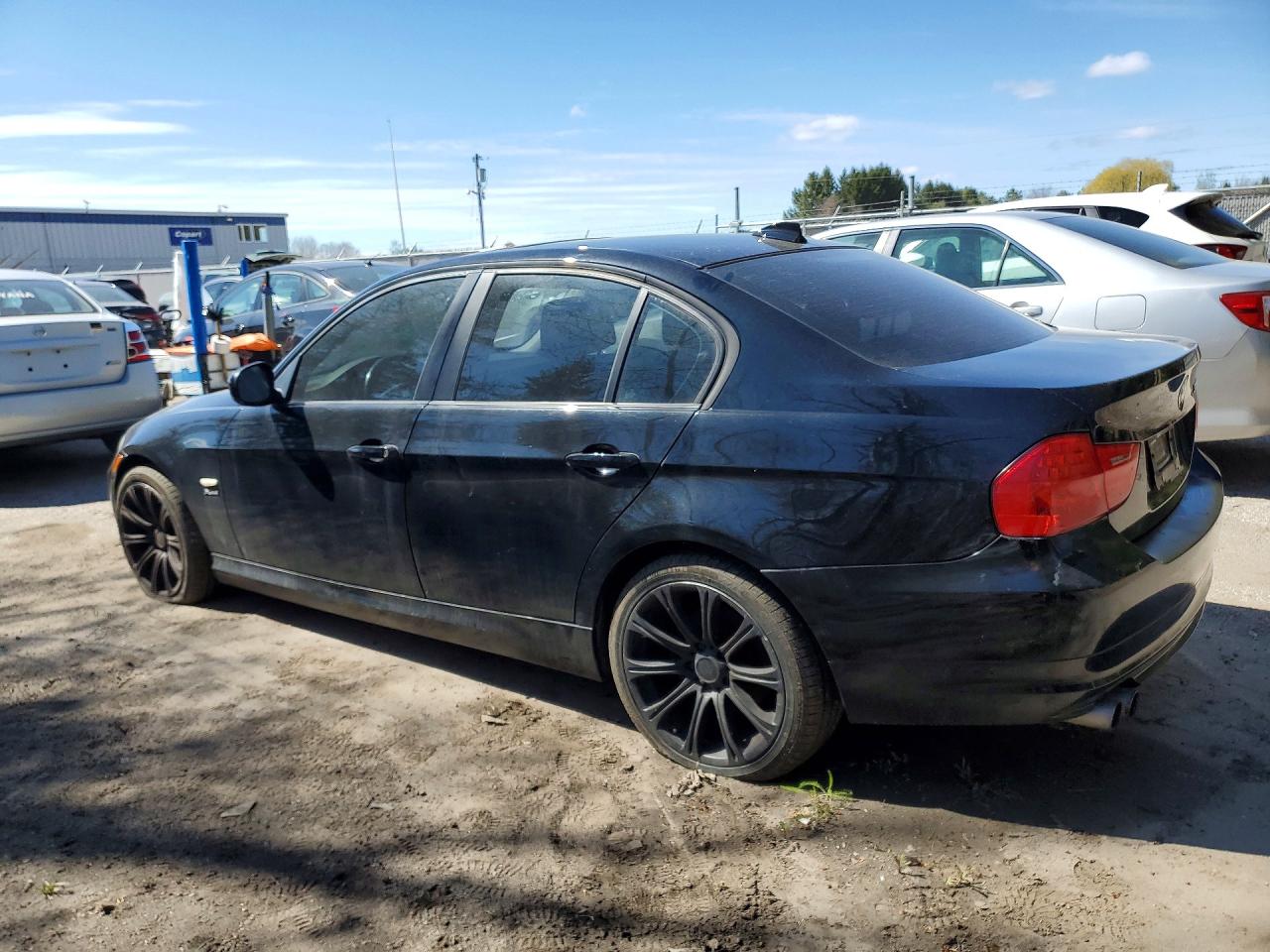 2011 BMW 328 XI photo 3