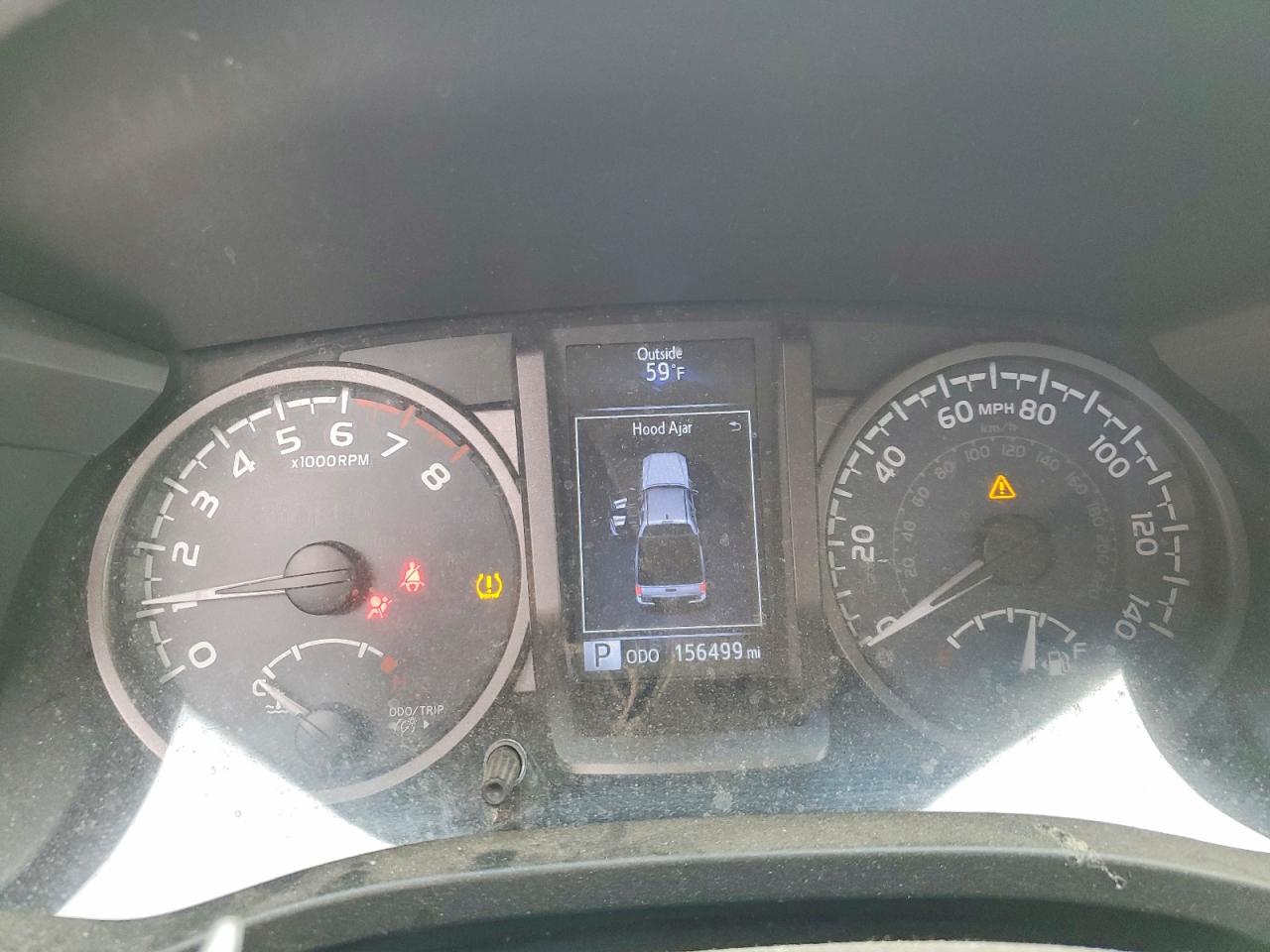 2017 TOYOTA TACOMA photo 9