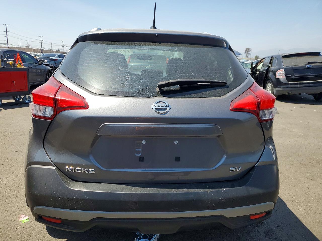 2019 NISSAN KICKS SR photo 6