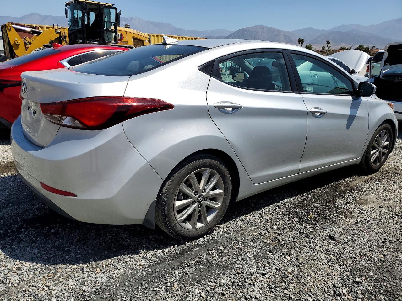 2016 HYUNDAI ELANTRA SE photo 7